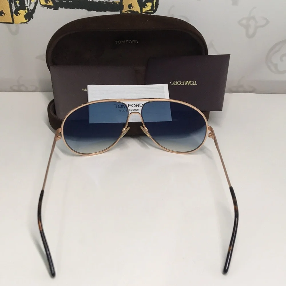 Tom Ford TF450 28P “Cliff” Aviator Sunglasses – Rose Gold / Gradient Blue